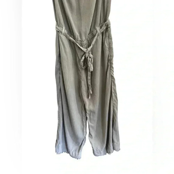 Anthropologie Cloth & Stone Strapless Frayed Cropped Jumpsuit - Size L - Picture 10 of 16